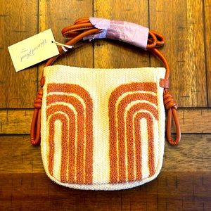 NWT Universal Threads purse